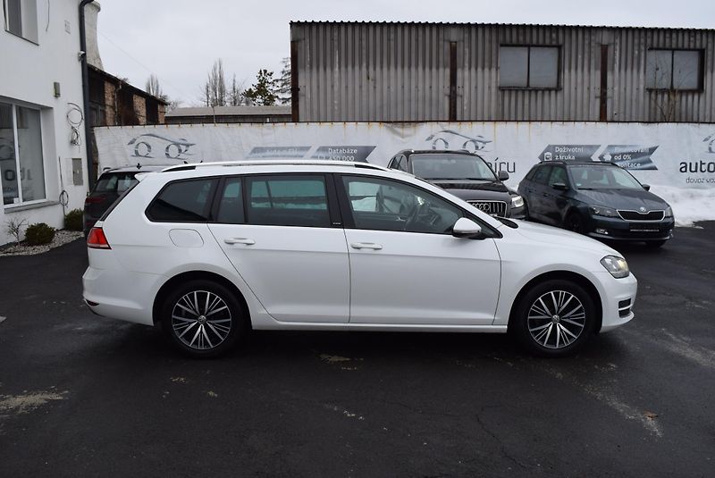 Volkswagen Golf Variant (2016) 1.4TSI 92kw CLBMT BMT PAN TAŽ - fotka 7 z 49