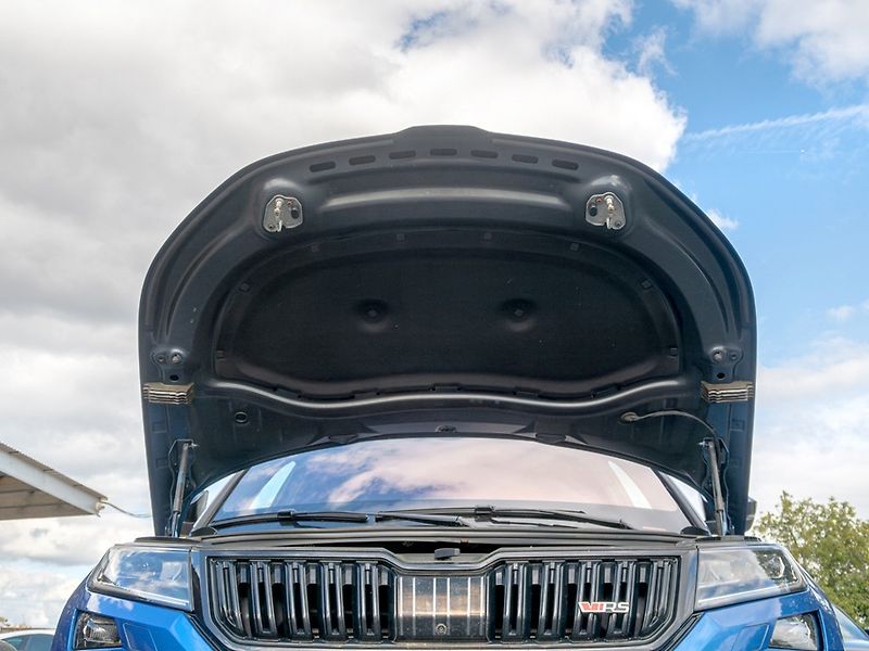 Škoda Kodiaq (2020) ČR 2.0BiTDI 176KW – MODRÉ RS - fotka 51 z 58