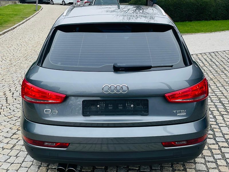 Audi Q3 1.4TFSI MAN SERVISKA TAŽNÉ - fotka 14 z 39