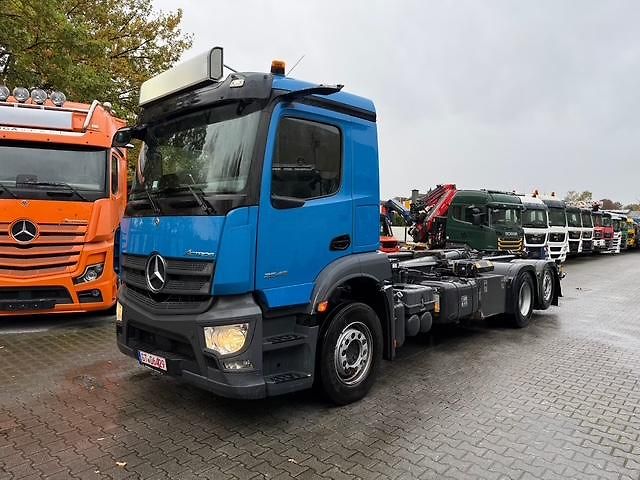 Mercedes-Benz Actros 2546 6x2 hák.natahovák MEILLER - fotka 3 z 15