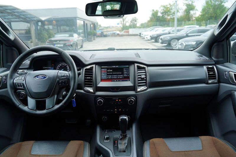 Ford Ranger 3,2 TDCi/4x4/Wildtrak/147KW/AT - fotka 26 z 49