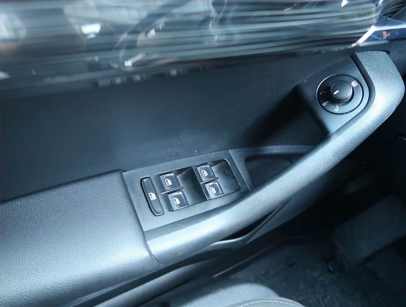 Škoda Octavia (2017) Elegance 1.6 TDI, Serv.kniha - fotka 15 z 15