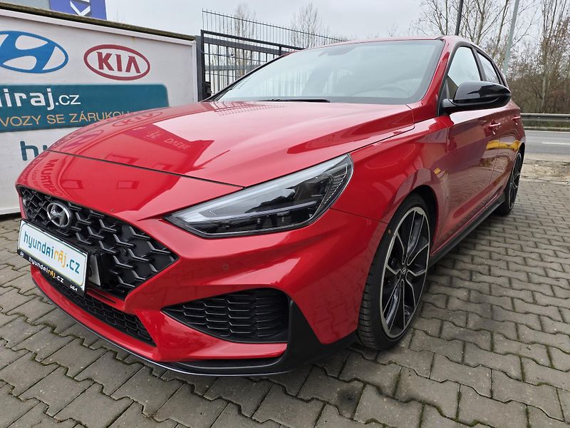 Hyundai i30 2.0N-ZÁRUKA-NÍZKÉ KM-1.MAJITEL - fotka 6 z 13