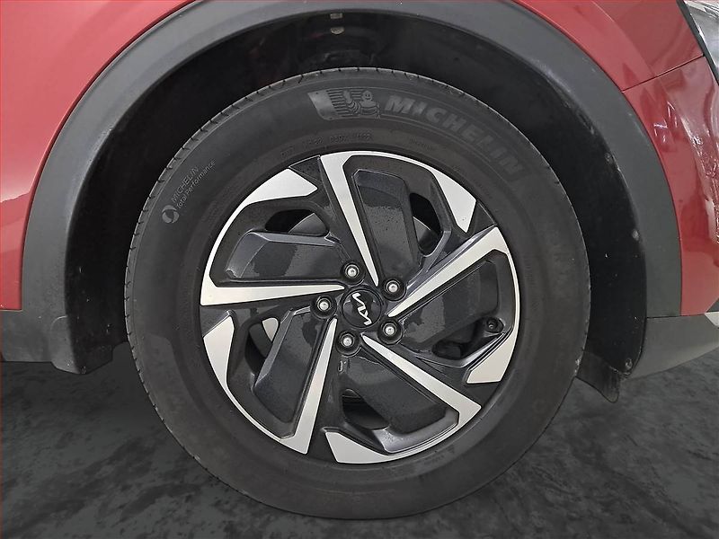 Kia Sportage (2022) 1.6 T-GDI - fotka 15 z 18