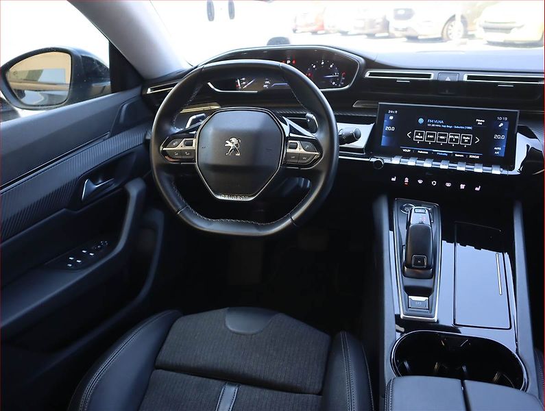 Peugeot 508 (2021) 1.5 BlueHDi, Automat, Kůže - fotka 7 z 23