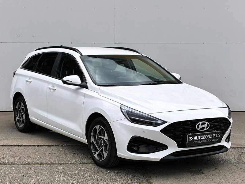 Hyundai i30 1.5 CVVT 71kW Style - fotka 6 z 21
