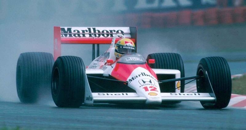 Magazín Motor Sport sestavil žebříček 10 nejúspěšnějších závodních jezdců světa. Tomu vévodí trojice Jim Clark, Lewis Hamilton a Ayrton Senna.