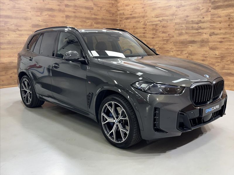 BMW X5 40i M SPORT ZÁRUKA SERVIS - fotka 4 z 33