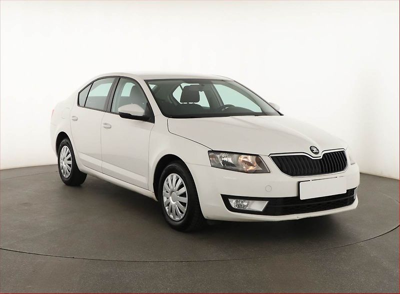Škoda Octavia (2015) 1.6 TDI, Automat, Tempomat - fotografie inzerátu