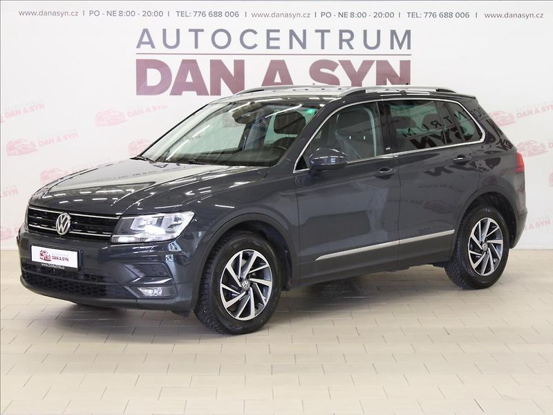 Volkswagen Tiguan 2,0 TSI 132KW DSG 1.majitel - fotka 1 z 40