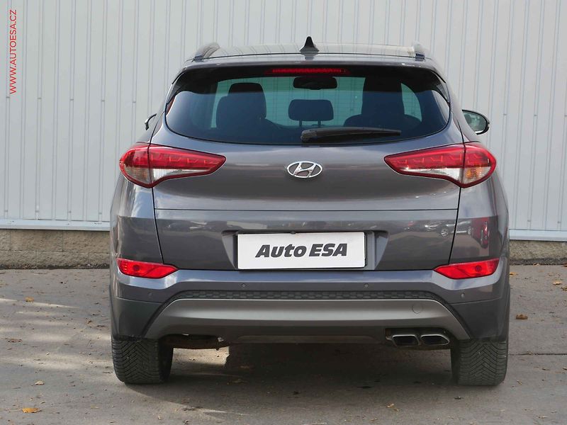 Hyundai Tucson (2015) 2.0CRDi 4x4, 1.maj,ČR, AT - fotka 5 z 30