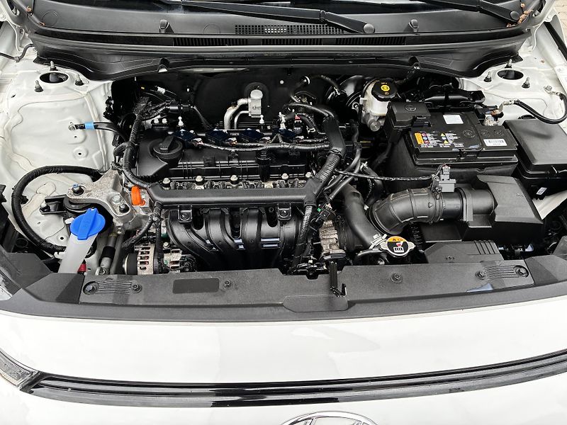 Hyundai Bayon 1.2i 62kW COMFORT CLUB ČR DPH - fotka 28 z 29