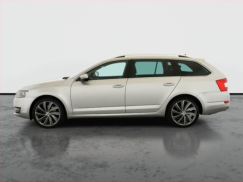 Škoda Octavia (2015) Laurin&Klement 2.0 TDI, 4X4 - fotka 3 z 17