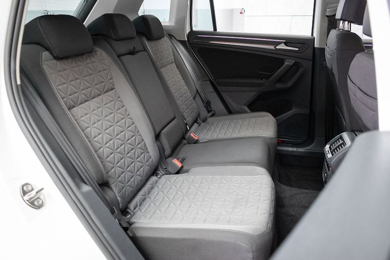 Volkswagen Tiguan 2.0TDI ACC*LED*VIRTUAL*DPH* - fotka 12 z 41
