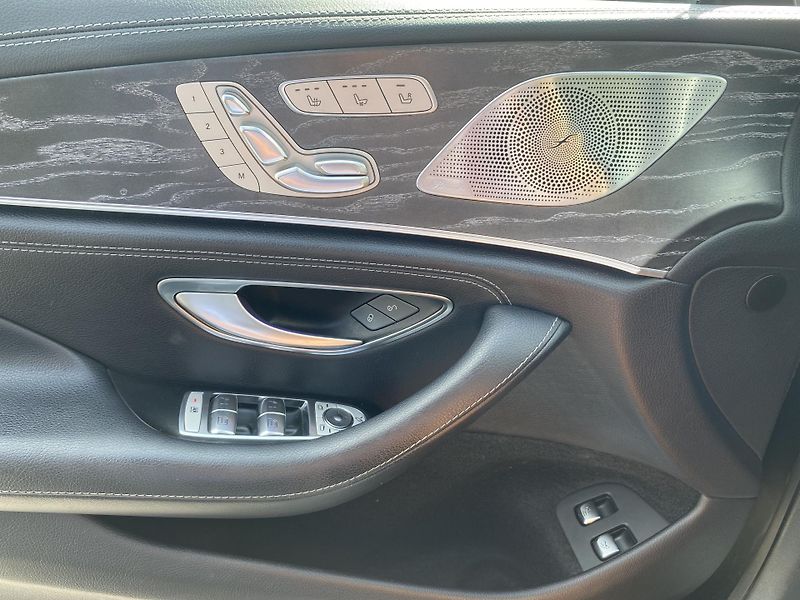 Mercedes-Benz CLS 350d 4M AMG - fotka 23 z 28