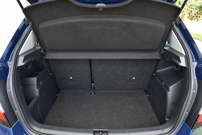 Škoda Fabia 1.0 TSi 6st 81 kW STYLE,DKLIMA - fotka 53 z 55