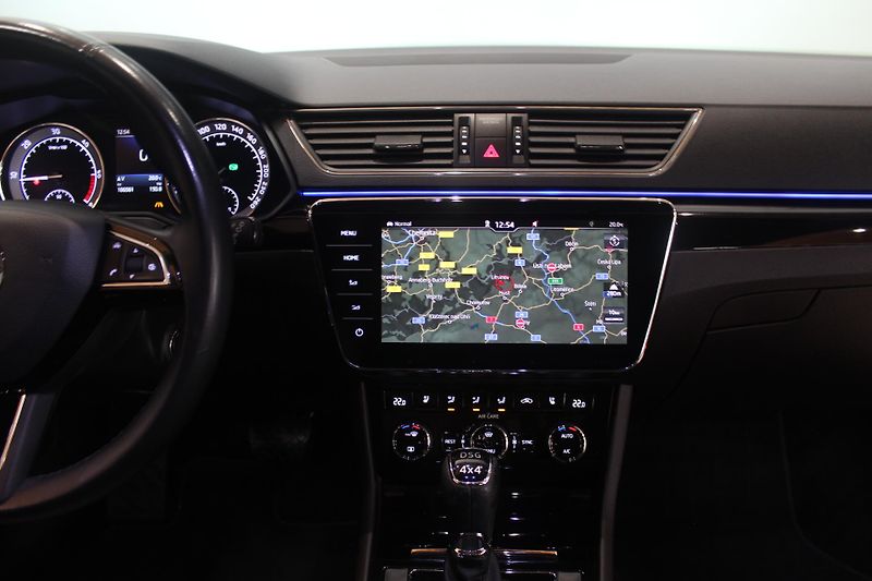 Škoda Superb (2017) 2.0TDI DSG 4x4 L&K  - fotka 32 z 41