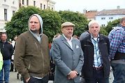 Automobiloví a motocykloví veteráni se rozloučili s letošní sezonou. Start spanilé jízdy Přerovskem byl na náměstí v Lipníku. Neděle 2. září 2023