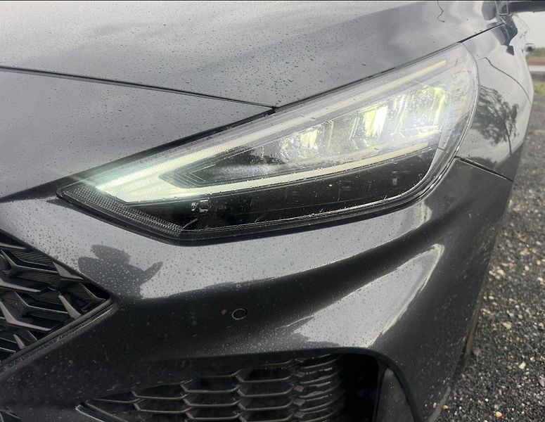 Hyundai i30 1,6 118 kw Fastback Mild Hybri - fotka 9 z 17
