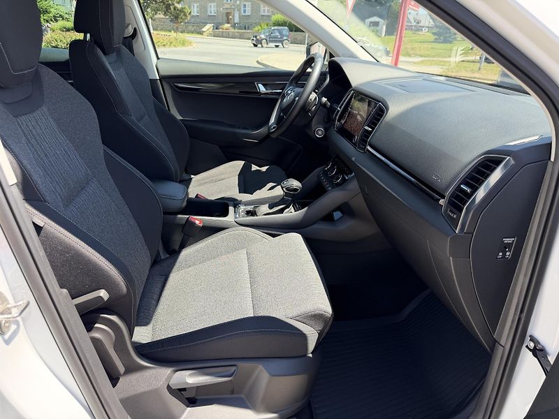 Škoda Karoq 1,5 TSi/110kW DSG - STYLE,TZ,. - fotka 63 z 88