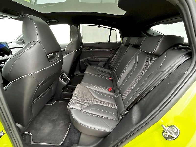 Škoda Enyaq (2022) 80 iV 220kW 4x4 RS - fotka 31 z 35