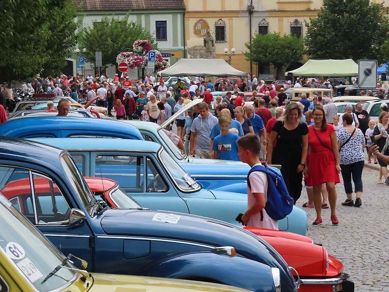 Orientační závod Selské baroko startoval již potřinácté v sobotu 17. srpna dopoledne z náměstí TGM ve Veselí nad Lužnicí.