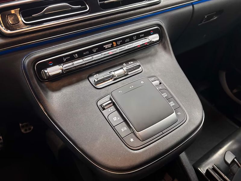 Mercedes-Benz Třídy V 300d 4M Burm 360 El.dveře Taž - fotka 14 z 24