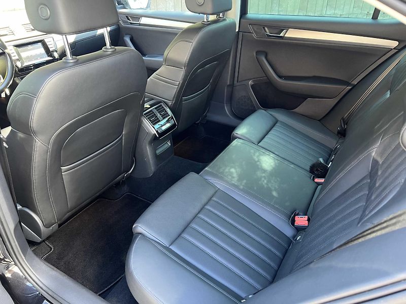 Škoda Superb 1.8 TSi 132 kW 50.000KM DSG - fotka 10 z 20