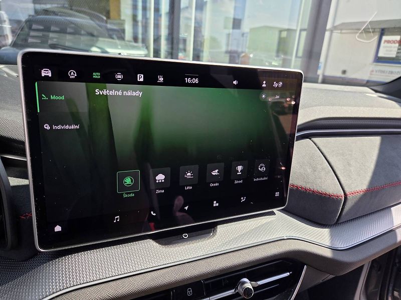 Škoda Kodiaq (2025) 2.0 TSI RS - fotka 27 z 46