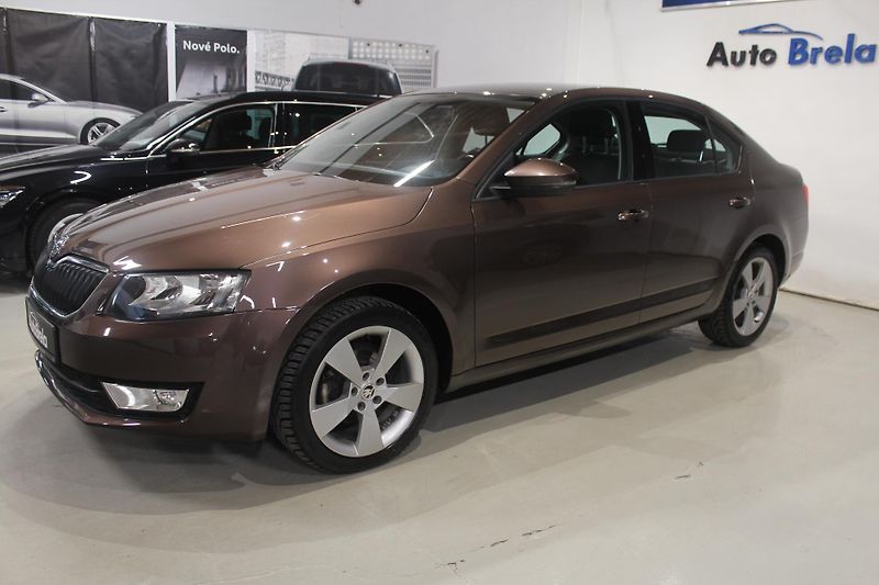 Škoda Octavia (2014) 1.2TSI DSG Elegance  - fotka 7 z 29