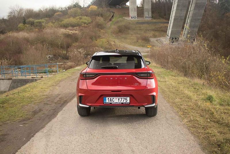 Lexus LBX je nejmenším modelem v nabídce značky.