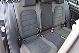 Volkswagen Golf (2018) 1.4TSI 92kw CLBMT LED NAVI TOP - náhled 40