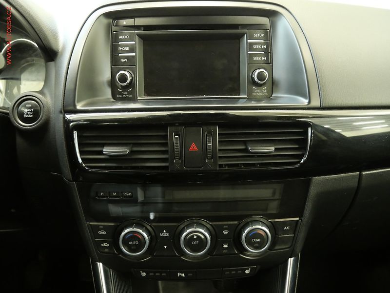 Mazda CX-5 (2014) 2.2D 4x4, 2.maj,ČR, Bixen - fotka 15 z 23