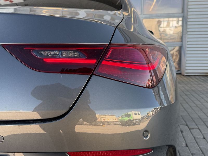 Mercedes-Benz CLA 200 d AMG Style Edition - fotka 13 z 30
