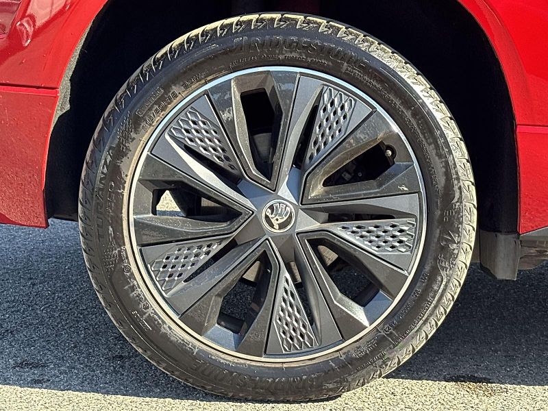 Škoda Karoq (2023) 1.5 TSI DSG Sportline - fotka 32 z 36
