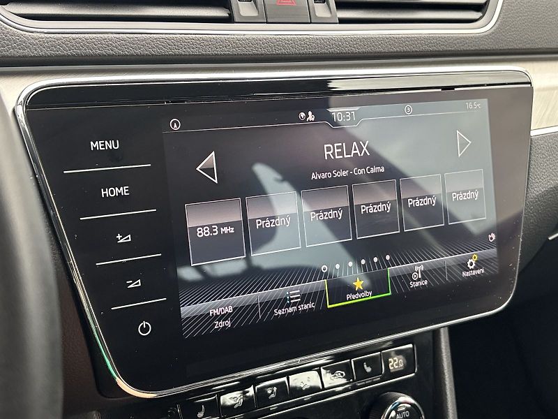 Škoda Superb (2022) Combi 2.0 TDI DSG Style - fotka 13 z 33
