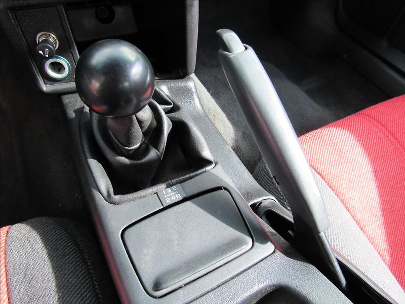 Chevrolet Camaro 3,4 SFI 118kW Doklady SRN - fotka 21 z 32