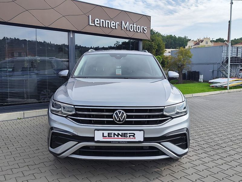 Volkswagen Tiguan Allspace 1.5 TSI/110kW Elegance DSG - fotka 2 z 37