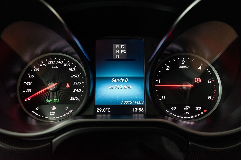 Mercedes-Benz Třídy V V 220d AUTOMAT*KAMERA*7.MÍST* - fotka 22 z 37