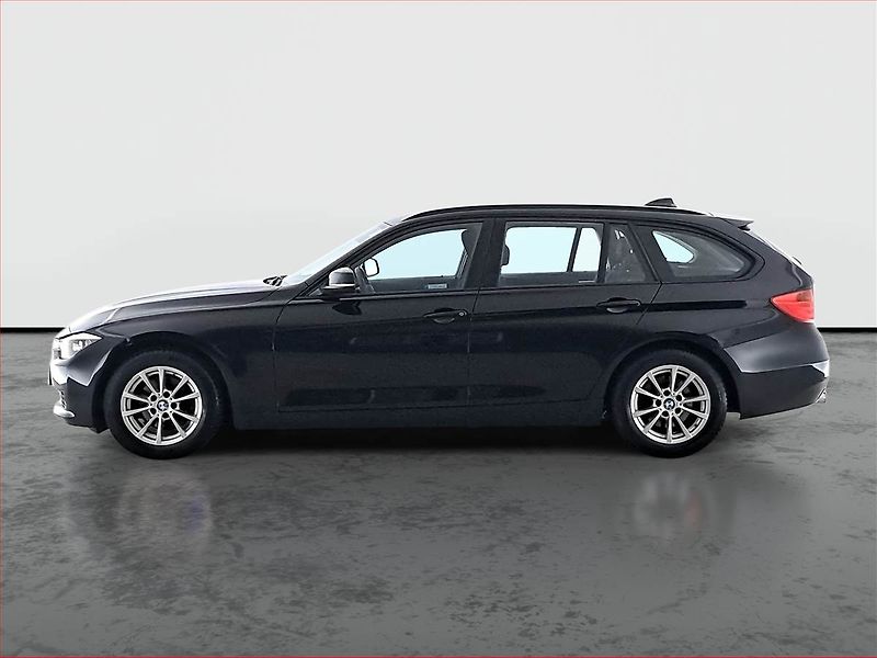 BMW Řada 3 (2015) 320 d, Serv.kniha, Tempomat - fotka 3 z 17