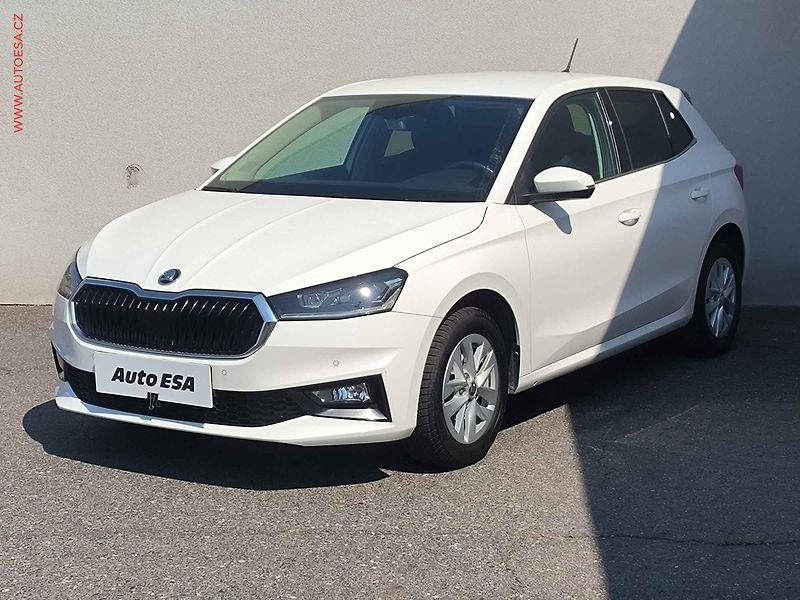 Škoda Fabia (2023) 1.0 TSi, 1.maj,ČR, Style - fotka 3 z 24