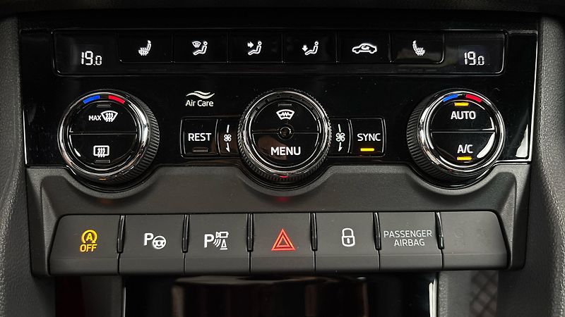 Škoda Kodiaq 2.0 TDI DSG 4x4 Sportline Excl - fotka 13 z 32