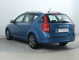 Kia Ceed (2010) 1.4 CVVT, po STK, levný provoz - náhled 3