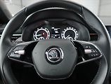 Škoda Kamiq (2022) 1.0 TSI, Tempomat - náhled 15
