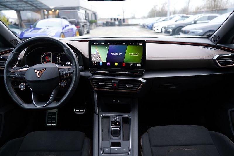 Cupra Formentor VZ5 2.5 TSI DSG 4Drive,Taiga G - fotka 29 z 50