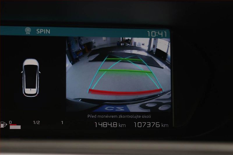 Citroën C4 Picasso (2018) 1.6 BlueHDi, Serv.kniha, Navi - fotka 16 z 20