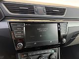 Škoda Superb 2.0 TDI 4x4 DSG / 140 kW Style - náhled 19