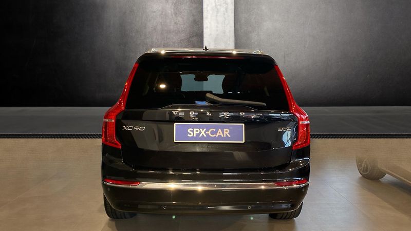Volvo XC90 PLUS BRIGHT CHROME, B5 AWD, 17 - fotka 4 z 45