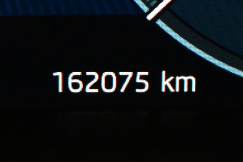 Škoda Octavia 2,0 TDI 110 kW SportLINE Záruk - fotka 17 z 32