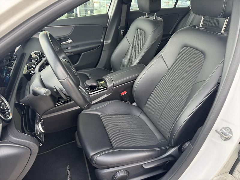 Mercedes-Benz Třídy A A 200 Progressive - fotka 7 z 29